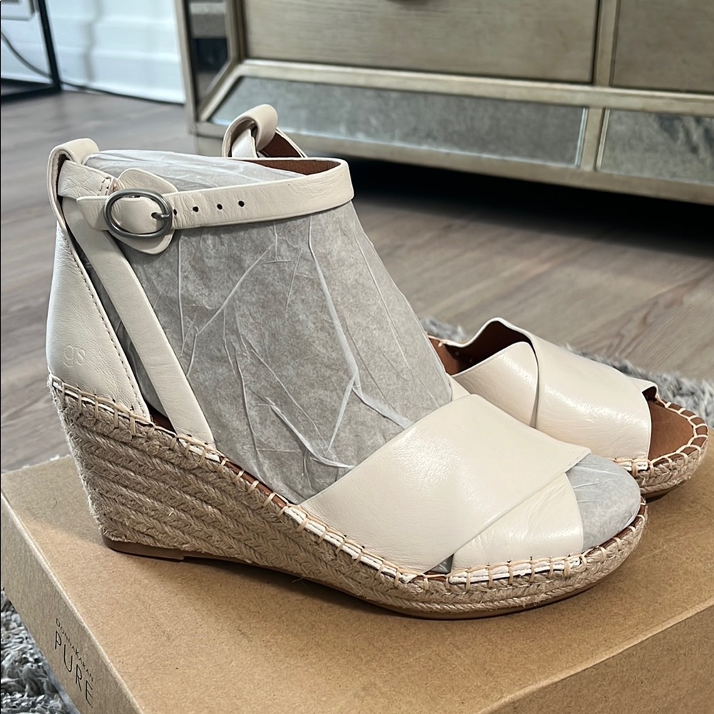 GENTLE SOULS CHARLI X BAND ESPADRILLE - OFF WHITE - LIKE NEW